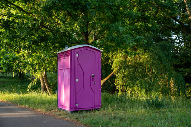 Best Portable bathroom rental  in Hillview, KY